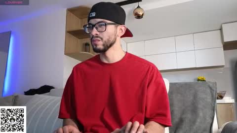 phantom_bigger1 online show from February 25, 2026, 10:19 pm