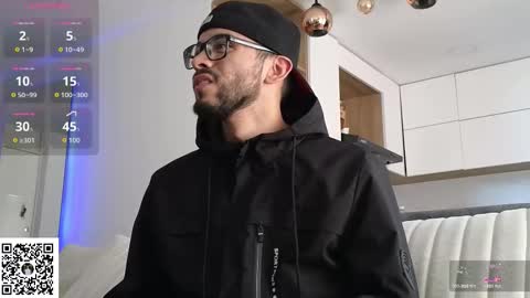 phantom_bigger1 online show from February 26, 2026, 2:27 pm