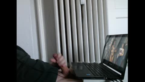 Snapshot of phaseriffix chatting on April 7, 2026, 5:46 pm phaseriffix online show from April 7, 2026, 5:46 pm