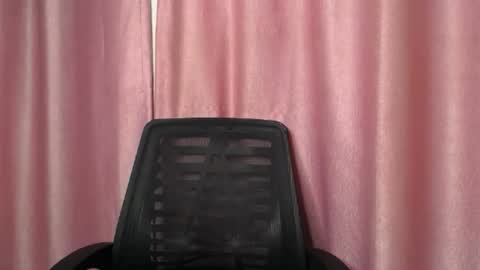 Snapshot of phat_pussylips chatting on February 13, 2026, 1:12 am tatiana online show from February 13, 2026, 1:12 am