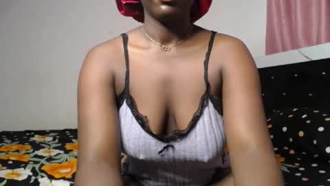 Snapshot of phat_pussylips chatting on March 3, 2026, 1:23 am tatiana online show from March 3, 2026, 1:23 am