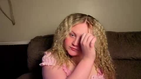 PhatAssBlond online show from July 20, 2026, 9:39 pm