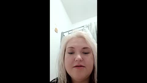 phatpcat73 online show from March 29, 2026, 8:53 pm