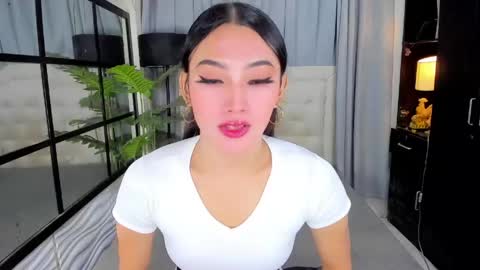 Snapshot of phenomenal_ivy chatting on June 5, 2026, 2:56 pm phenomenal_ivy online show from June 5, 2026, 2:56 pm