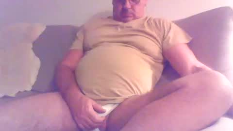 Snapshot of phil279 chatting on September 23, 2025, 7:50 pm Phil online show from September 23, 2025, 7:50 pm