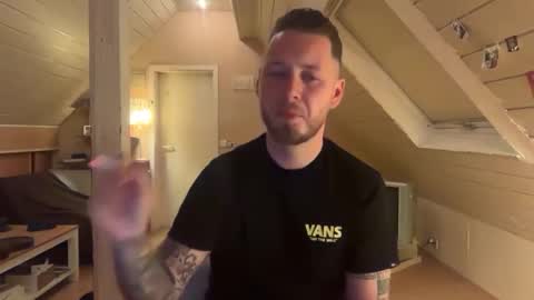 Ben 1995 online show from March 5, 2026, 6:37 pm