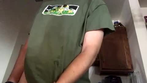 Snapshot of phildoesart chatting on September 16, 2025, 12:33 am Phil online show from September 16, 2025, 12:33 am