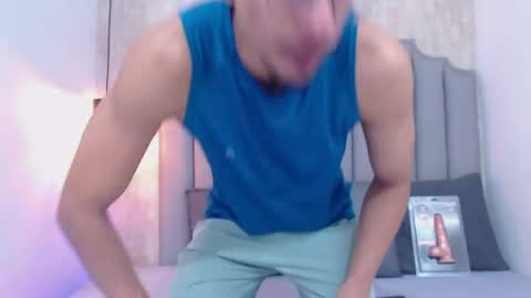 Snapshot of philip_collins chatting on May 29, 2026, 3:04 am Milo online show from May 29, 2026, 3:04 am
