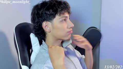 Snapshot of philipe_moonlight_ chatting on February 14, 2025, 4:15 am Phil. INDEPENDENT MODEL online show from February 14, 2025, 4:15 am