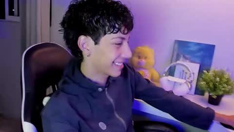 Snapshot of philipe_moonlight_ chatting on September 16, 2025, 5:30 am Phil. INDEPENDENT MODEL online show from September 16, 2025, 5:30 am