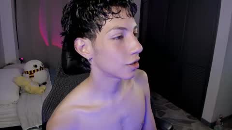 Snapshot of philipe_moonlight_ chatting on June 2, 2026, 2:02 am Phil. INDEPENDENT MODEL online show from June 2, 2026, 2:02 am