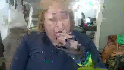 Snapshot of phillyguy195601 chatting on November 16, 2025, 4:45 pm Geri online show from November 16, 2025, 4:45 pm