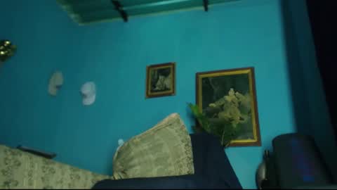 Snapshot of phlilloyhighclouds chatting on December 12, 2024, 4:53 pm phlilloyhighclouds online show from December 12, 2024, 4:53 pm