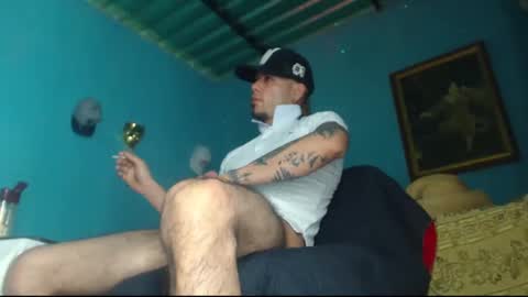 Snapshot of phlilloyhighclouds chatting on December 31, 2024, 9:42 am phlilloyhighclouds online show from December 31, 2024, 9:42 am