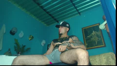 Snapshot of phlilloyhighclouds chatting on January 10, 2025, 11:43 am phlilloyhighclouds online show from January 10, 2025, 11:43 am