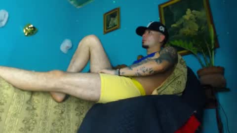 Snapshot of phlilloyhighclouds chatting on January 31, 2025, 7:51 pm phlilloyhighclouds online show from January 31, 2025, 7:51 pm