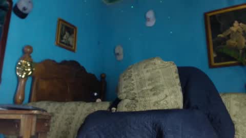 Snapshot of phlilloyhighclouds chatting on February 10, 2025, 1:33 pm phlilloyhighclouds online show from February 10, 2025, 1:33 pm