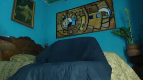 Snapshot of phlilloyhighclouds chatting on March 2, 2025, 9:10 am phlilloyhighclouds online show from March 2, 2025, 9:10 am