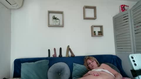 Snapshot of phryna84 chatting on March 19, 2026, 8:18 am phryna online show from March 19, 2026, 8:18 am