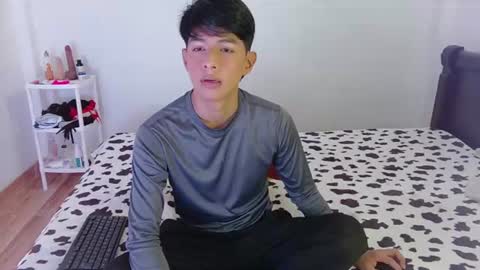 phuwin online show from July 8, 2026, 11:15 am
