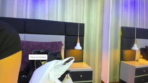 SOPHIA online show from May 25, 2026, 11:49 am