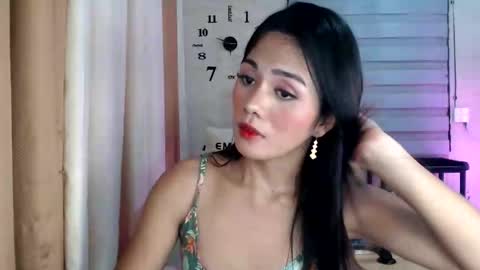 Snapshot of pia_xxx chatting on April 18, 2026, 7:58 pm Pia online show from April 18, 2026, 7:58 pm
