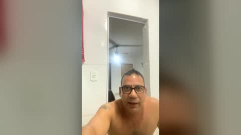 picadoce1975 online show from July 1, 2026, 5:20 am