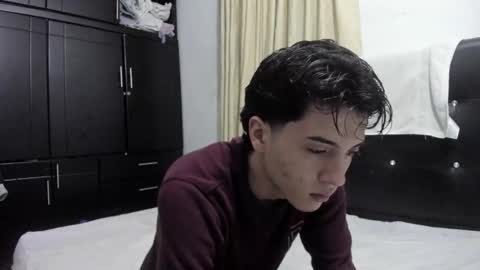 picaszomilos350 online show from January 17, 2026, 10:20 am