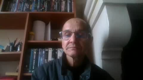 pichoun71 online show from December 27, 2024, 11:28 am