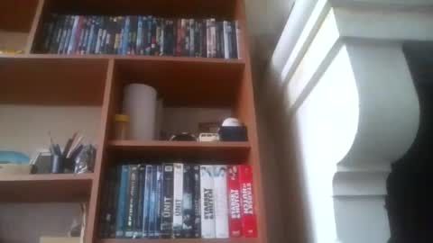 pichoun71 online show from December 31, 2024, 11:09 am