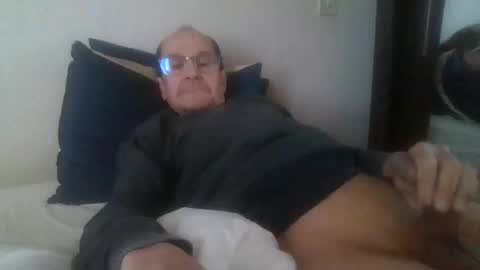 pichoun71 online show from January 24, 2025, 1:36 pm