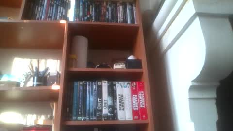 pichoun71 online show from February 1, 2025, 4:00 pm