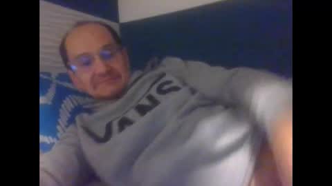 pichoun71 online show from February 17, 2025, 6:26 pm