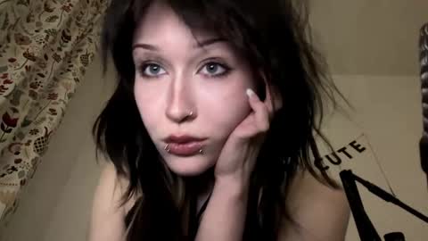 Snapshot of pickuptati chatting on May 27, 2026, 8:39 pm Kasey online show from May 27, 2026, 8:39 pm