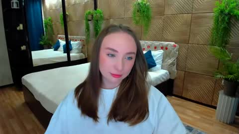 Snapshot of pieceofinspiration chatting on April 25, 2026, 10:18 am Emelie online show from April 25, 2026, 10:18 am