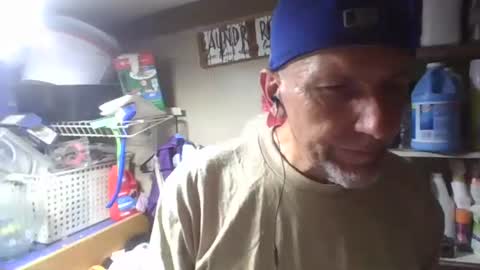pierce702420 online show from May 5, 2026, 5:26 am
