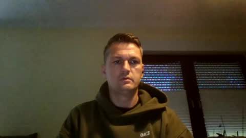 Snapshot of piercingsxxx chatting on May 7, 2026, 8:52 am piercingsxxx online show from May 7, 2026, 8:52 am