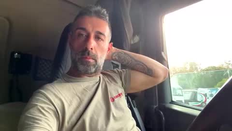 Snapshot of pierotu chatting on April 13, 2026, 3:28 pm pierotu online show from April 13, 2026, 3:28 pm