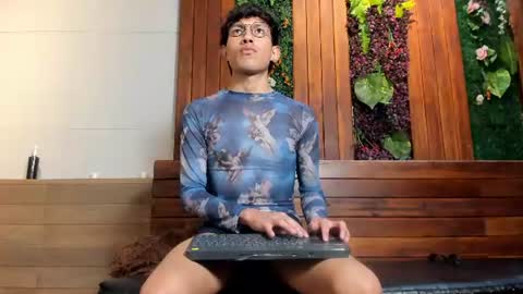 Snapshot of pierre_leroy_ chatting on July 13, 2026, 3:42 am Pierre Leroy online show from July 13, 2026, 3:42 am