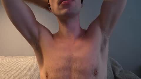 Snapshot of pierre_lucaxxx chatting on May 5, 2026, 4:31 am Luca Follow Me twitter - PierreLucaXXX fansly online show from May 5, 2026, 4:31 am