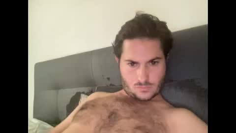 pierrot462900 online show from October 9, 2025, 1:31 pm