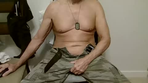 Snapshot of pigdaddybtm chatting on November 26, 2025, 12:17 pm pigdaddy99 online show from November 26, 2025, 12:17 pm