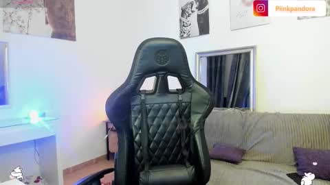 PiinkPandora online show from March 29, 2026, 9:15 pm