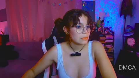 Snapshot of piixiie_d_oll chatting on April 29, 2026, 2:48 am Andrea G online show from April 29, 2026, 2:48 am