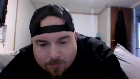 Snapshot of pika05777 chatting on May 31, 2026, 1:29 pm pika05777 online show from May 31, 2026, 1:29 pm
