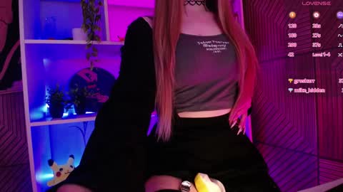 Sonya online show from December 10, 2024, 2:05 am