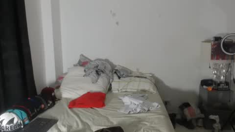 Snapshot of pikoro_gomez chatting on January 25, 2025, 1:32 am pikoro_gomez online show from January 25, 2025, 1:32 am