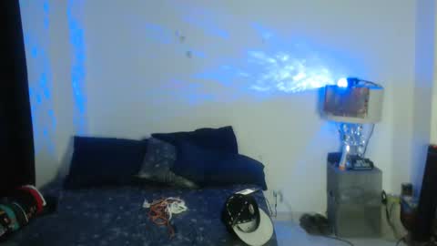 Snapshot of pikoro_gomez chatting on February 5, 2025, 2:19 am pikoro_gomez online show from February 5, 2025, 2:19 am