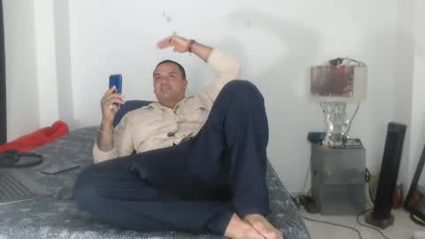 Snapshot of pikoro_gomez chatting on February 11, 2025, 10:18 pm pikoro_gomez online show from February 11, 2025, 10:18 pm