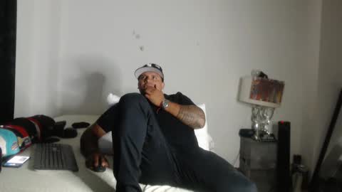 Snapshot of pikoro_gomez chatting on March 6, 2025, 2:51 am pikoro_gomez online show from March 6, 2025, 2:51 am